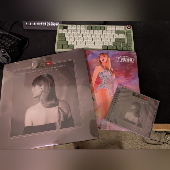 Taylor Swift Bundle!